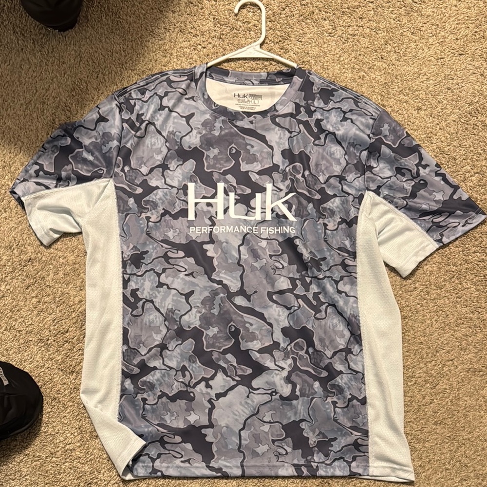 Huk Gray and White Camo Performance Tee